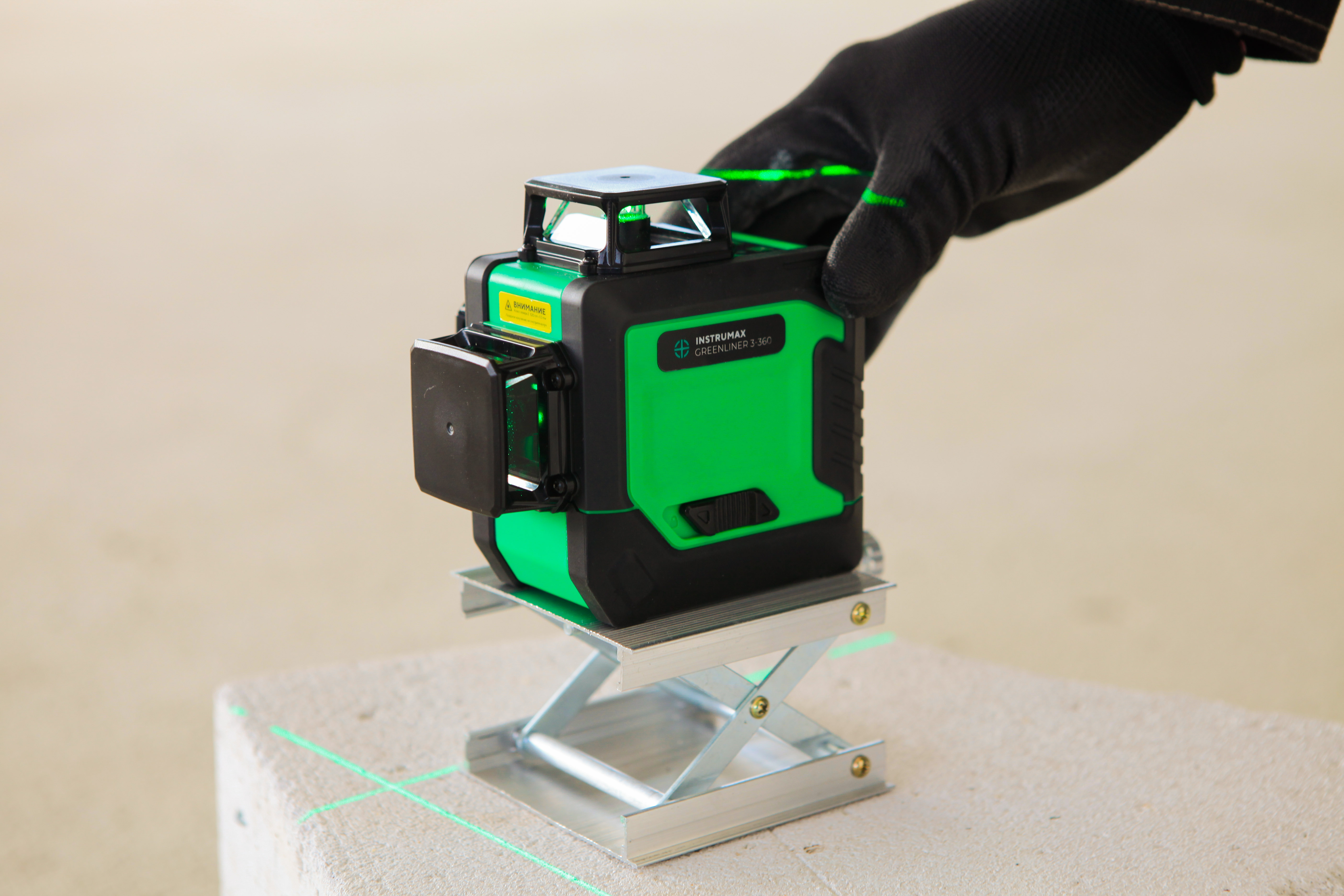 Лазерный уровень INSTRUMAX GREENLINER 3-360 SET купить по цене 7&nbsp;490 ₽ в интернет магазине ТЕХСАД