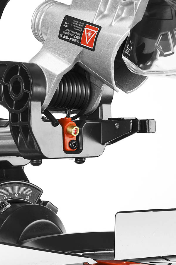 ЗУБР 1600 Вт, 210х30 мм, пила торцовочная ЗПТ-210-1600 ПЛ Мастер купить по цене 17&nbsp;750 ₽ в интернет магазине ТЕХСАД