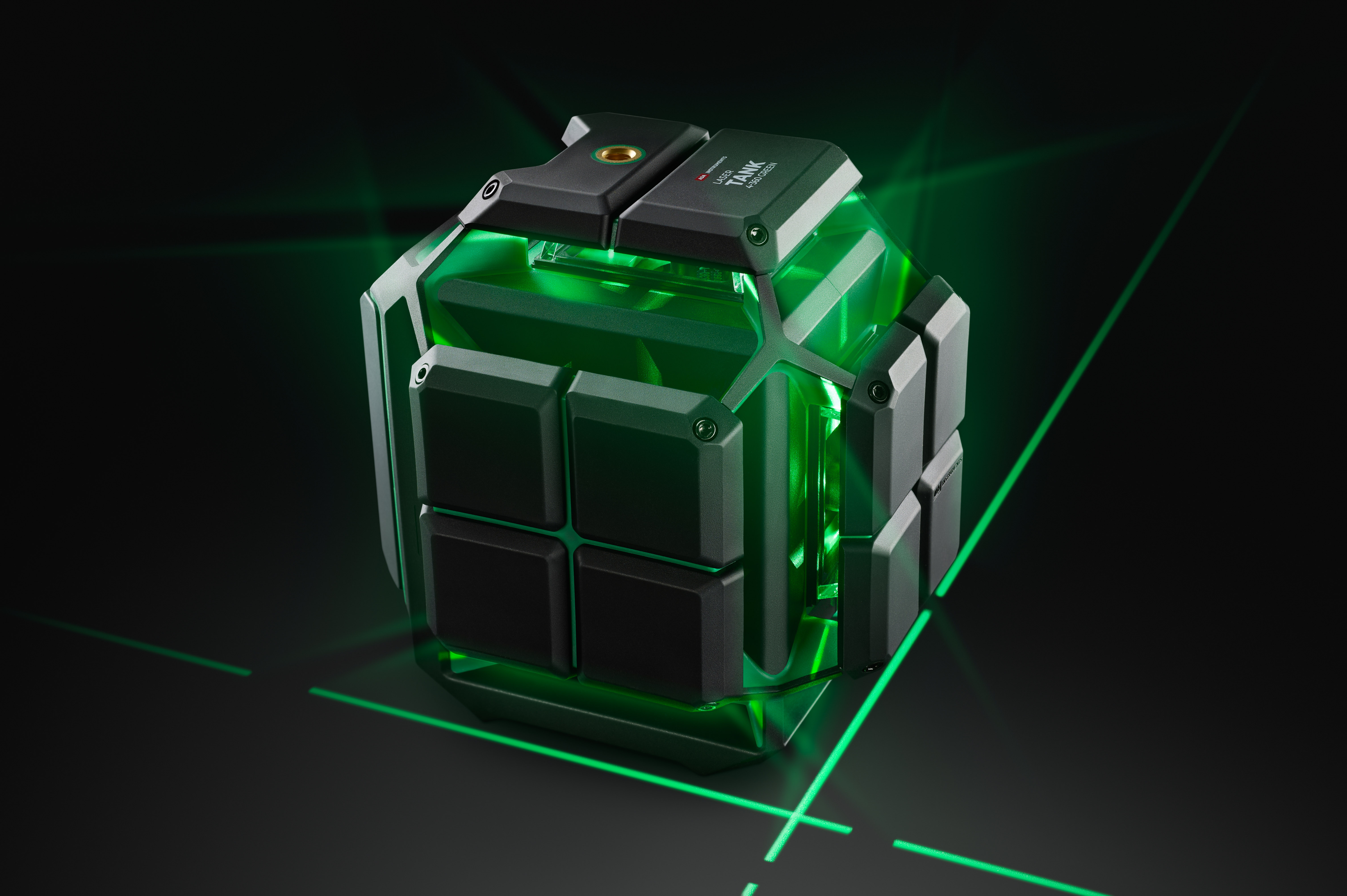 Лазерный уровень ADA LaserTANK 4-360 GREEN Ultimate Edition купить по цене 34&nbsp;990 ₽ в интернет магазине ТЕХСАД