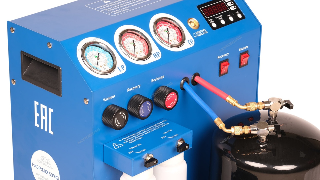 Установка полуавтоматическая для заправки автомобильных кондиционеров NORDBERG NF10E купить по цене 132&nbsp;104 ₽ в интернет магазине ТЕХСАД