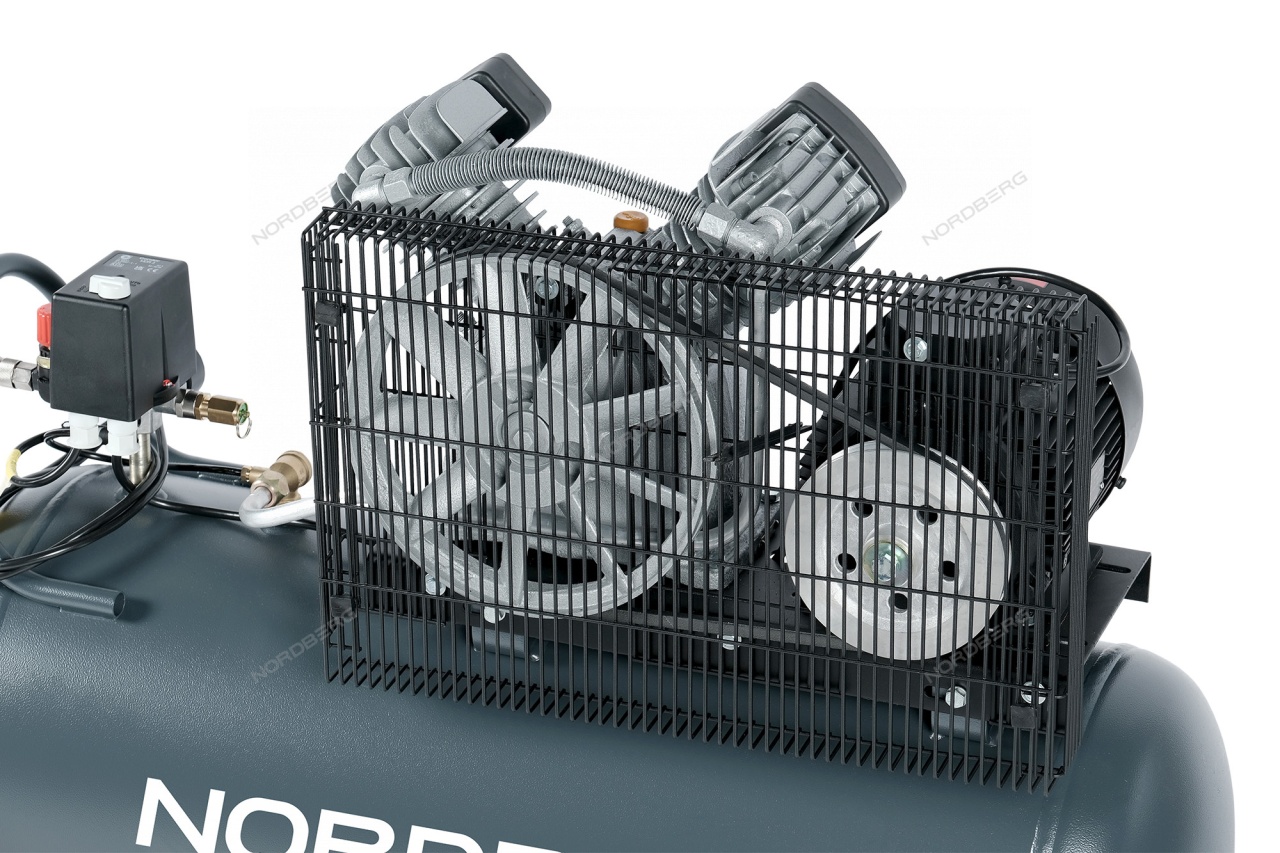 Компрессор поршневой, ременной NORDBERG NCP100/500 купить по цене 78&nbsp;098 ₽ в интернет магазине ТЕХСАД