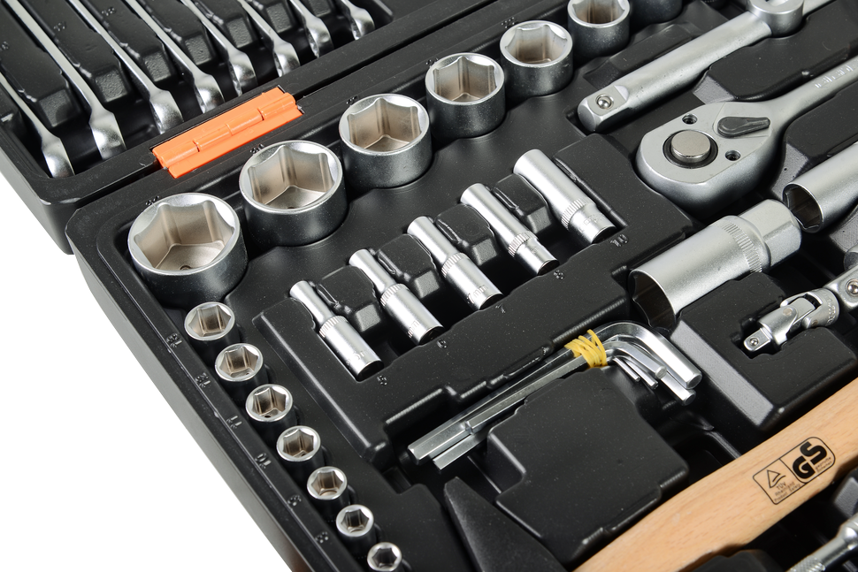 Набор инструментов, 1/2'', 1/4'', CrV, пластиковый кейс 76 предмета Вихрь купить по цене 9&nbsp;390 ₽ в интернет магазине ТЕХСАД