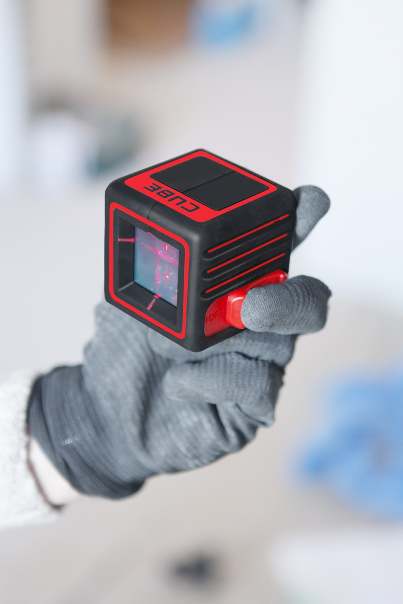 Лазерный уровень ADA CUBE BASIC EDITION купить по цене 4&nbsp;990 ₽ в интернет магазине ТЕХСАД
