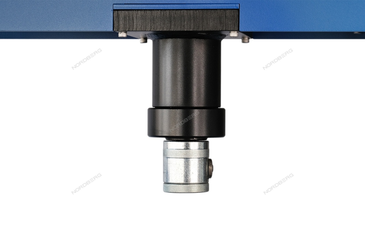 Пресс напольный 30 т PRO, гидравлический NORDBERG N3530 купить по цене 110&nbsp;009 ₽ в интернет магазине ТЕХСАД