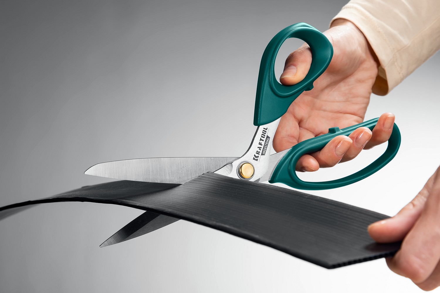 KRAFTOOL 254 мм, универсальные технические ножницы INDUSTRIAL 23205 купить по цене 1&nbsp;730 ₽ в интернет магазине ТЕХСАД