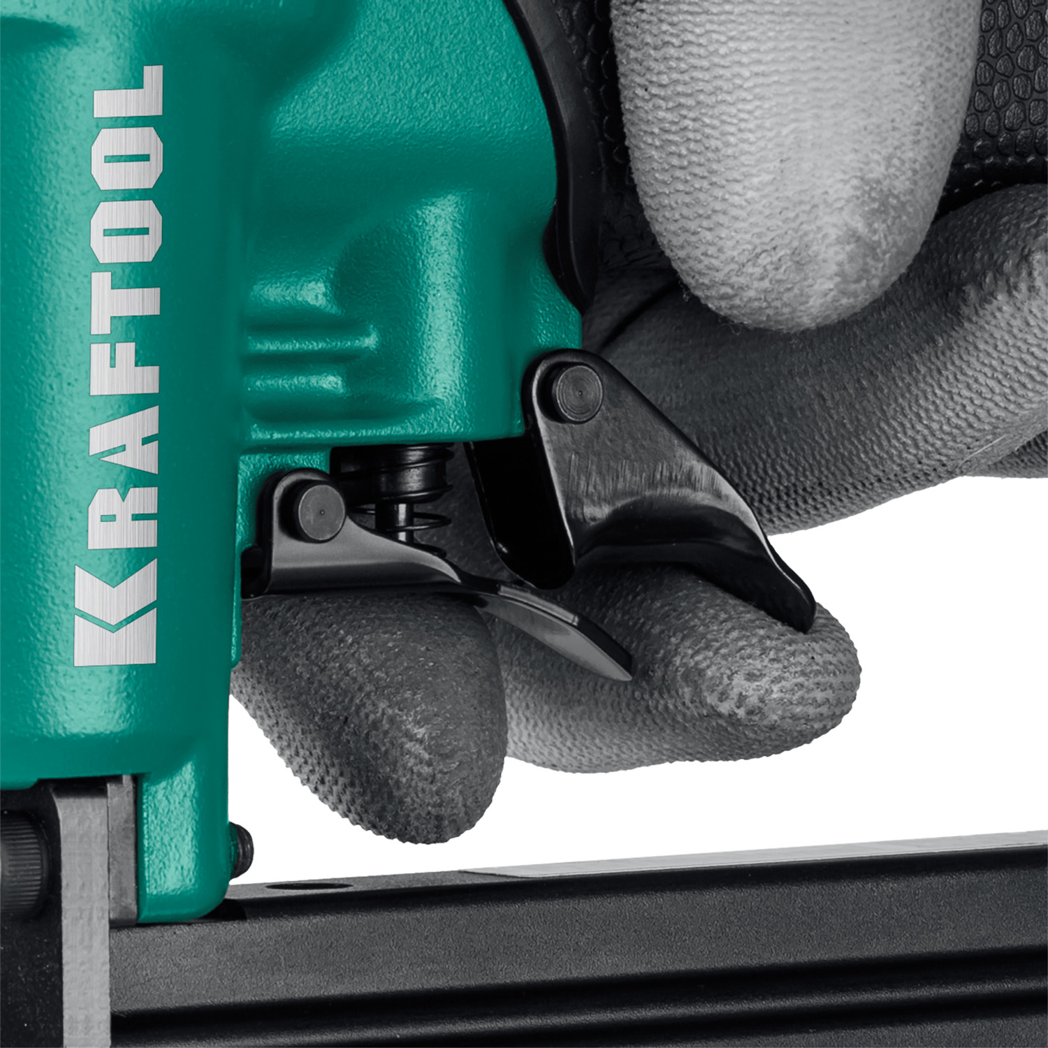 KRAFTOOL 19-40 мм, 15-50 мм, тип скоб/гвоздей 55/300, нейлер-степлер пневматический 2-в-1 31962 купить по цене 12&nbsp;810 ₽ в интернет магазине ТЕХСАД