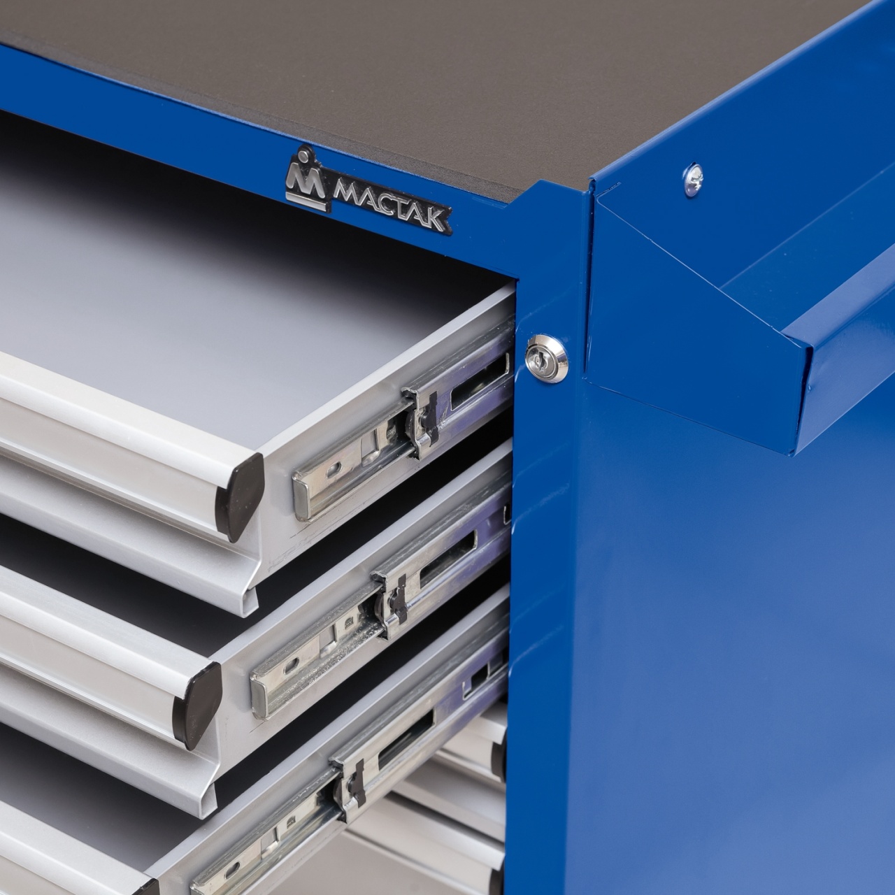 Тележка инструментальная, 5 ящиков, ''ОПТИМА'', синяя МАСТАК 521-05581MB купить по цене 41&nbsp;450 ₽ в интернет магазине ТЕХСАД