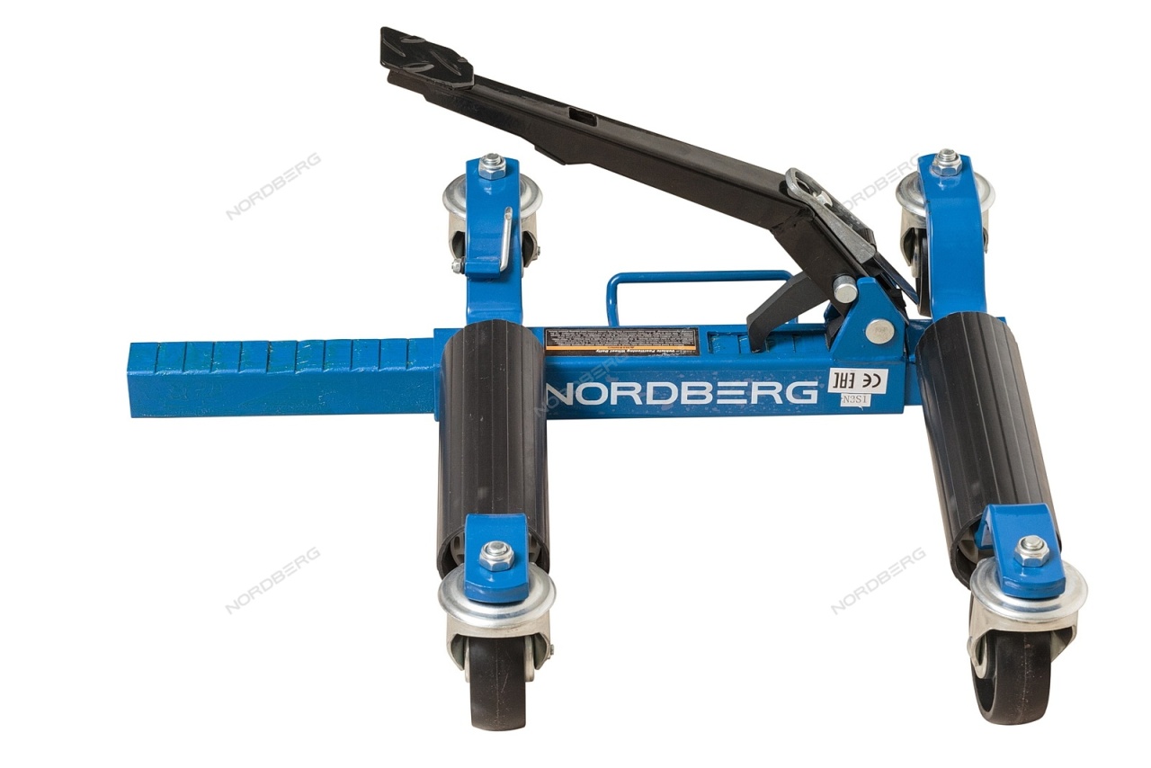 Домкрат подкатной для перемещения авто NORDBERG N3S1 купить по цене 7&nbsp;839 ₽ в интернет магазине ТЕХСАД