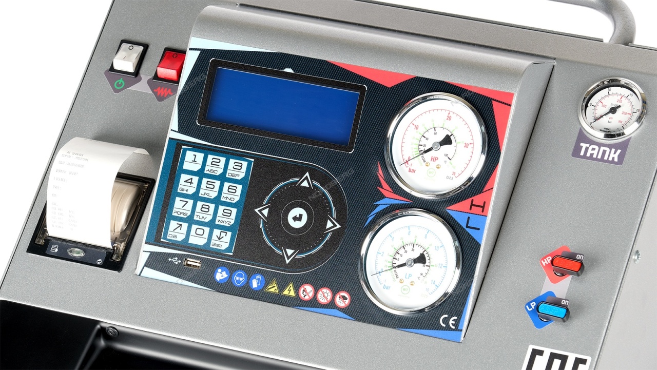 Установка автоматическая для заправки автомобильных кондиционеров NORDBERG NF22L купить по цене 395&nbsp;450 ₽ в интернет магазине ТЕХСАД