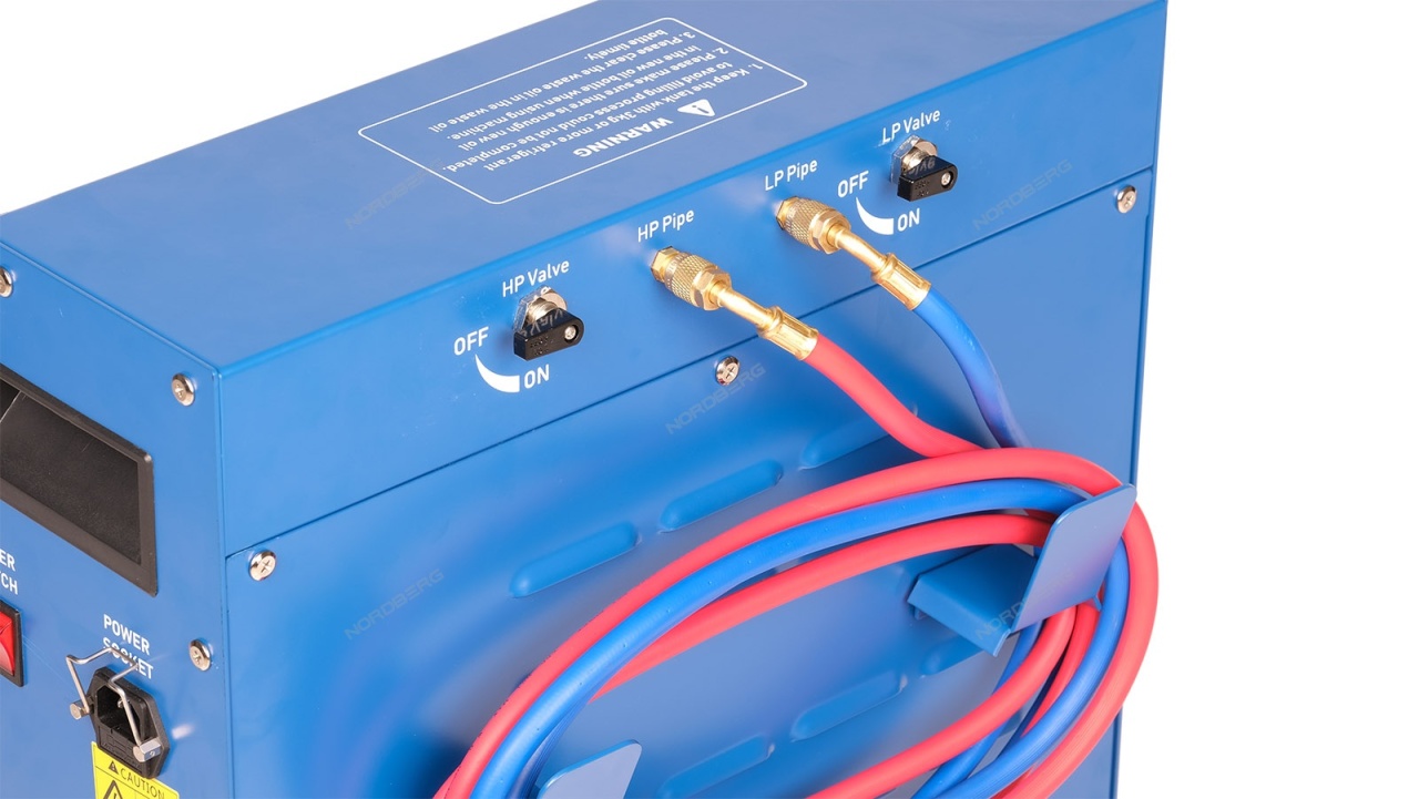 Установка полуавтоматическая для заправки автомобильных кондиционеров NORDBERG NF10E купить по цене 132&nbsp;104 ₽ в интернет магазине ТЕХСАД