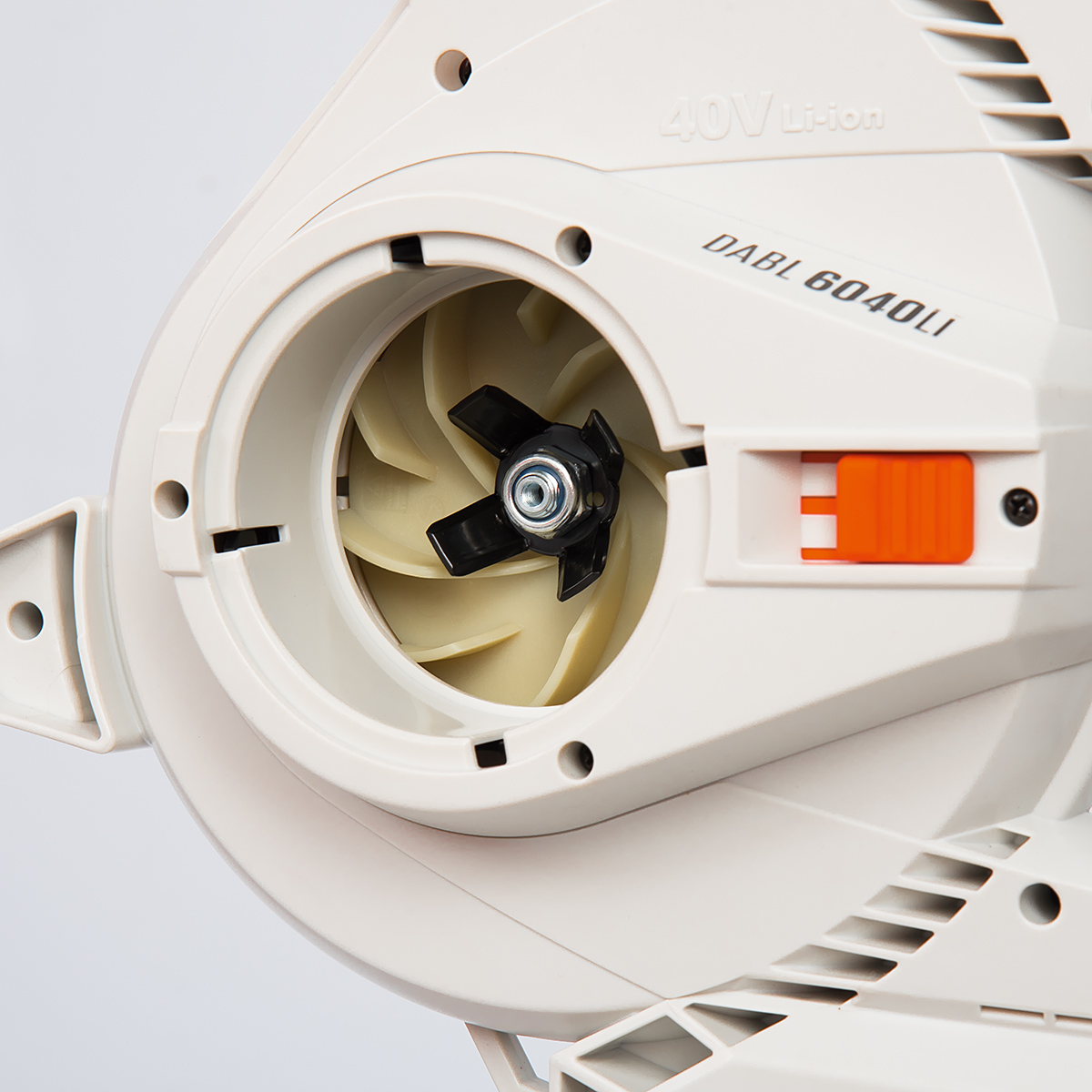 Воздуходувка-пылесос аккумуляторная DAEWOO DABL 6040Li купить по цене 10&nbsp;990 ₽ в интернет магазине ТЕХСАД