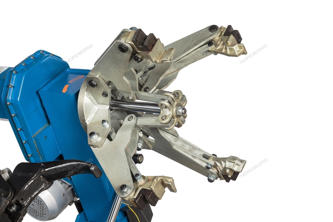 Станок шиномонтажный 380 В, для грузовых машин NORDBERG 46TRKE купить по цене 399&nbsp;854 ₽ в интернет магазине ТЕХСАД