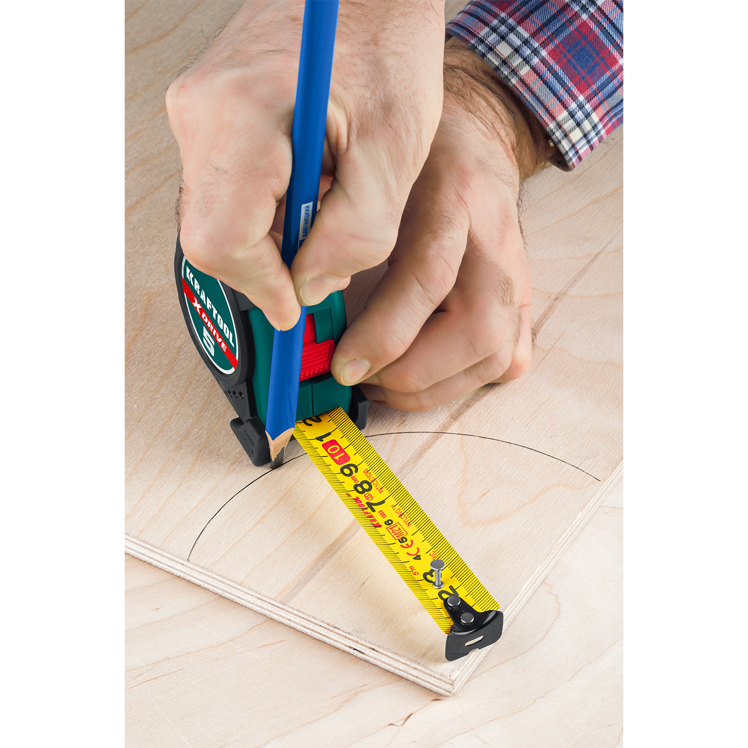 KRAFTOOL 5 м х 19 мм, ударостойкий обрезиненный корпус, рулетка X-Drive 34122-05-19_z02 купить по цене 520 ₽ в интернет магазине ТЕХСАД