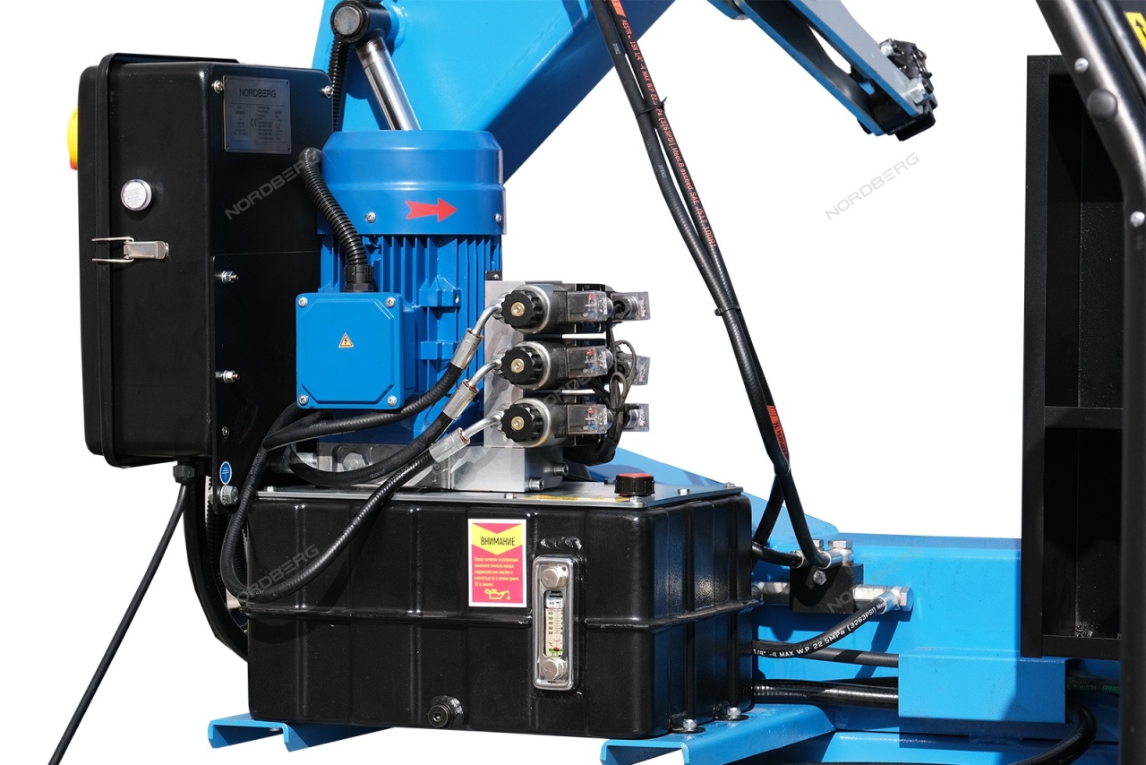 Станок шиномонтажный 380 В, для грузовых машин NORDBERG 46TRK26b купить по цене 404&nbsp;250 ₽ в интернет магазине ТЕХСАД