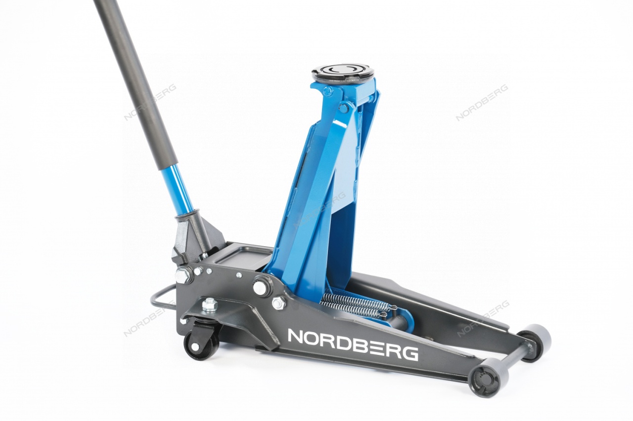 Домкрат подкатной 3 т, низкопрофильный NORDBERG N32034 купить по цене 14&nbsp;276 ₽ в интернет магазине ТЕХСАД