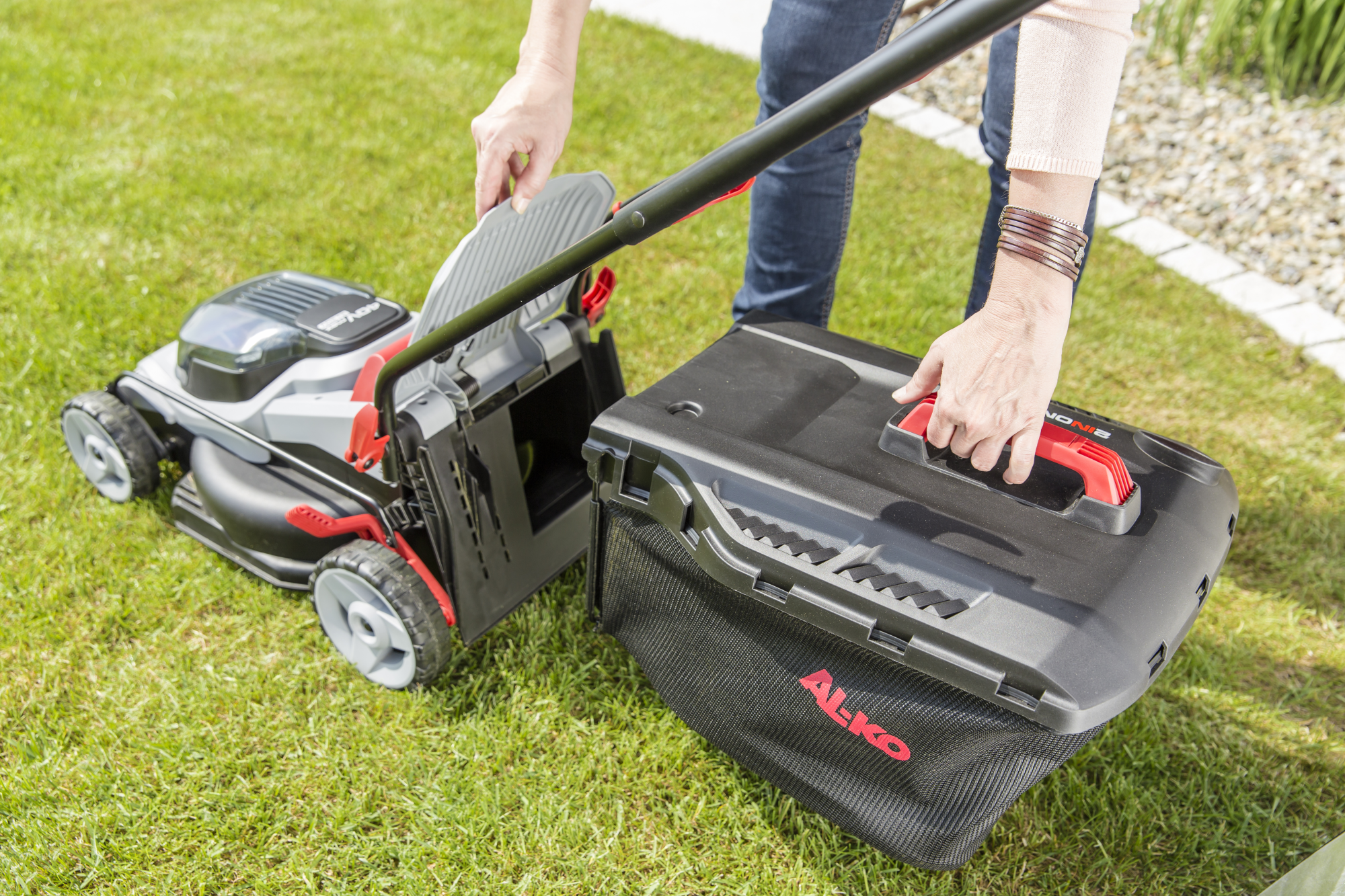 Газонокосилка аккумуляторная AL-KO Easy Flex 34.8 Li с 2 аккумуляторами 18 V и ЗУ купить по цене 19&nbsp;990 ₽ в интернет магазине ТЕХСАД