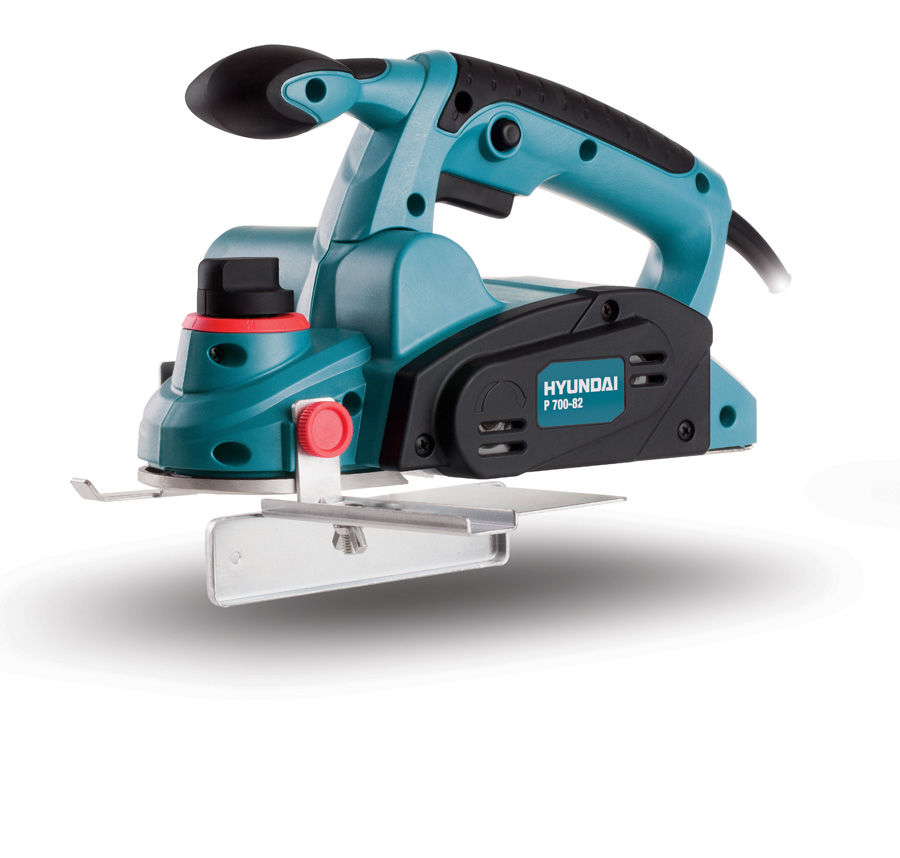 Электрорубанок Hyundai P 700-82 купить по цене 5&nbsp;390 ₽ в интернет магазине ТЕХСАД