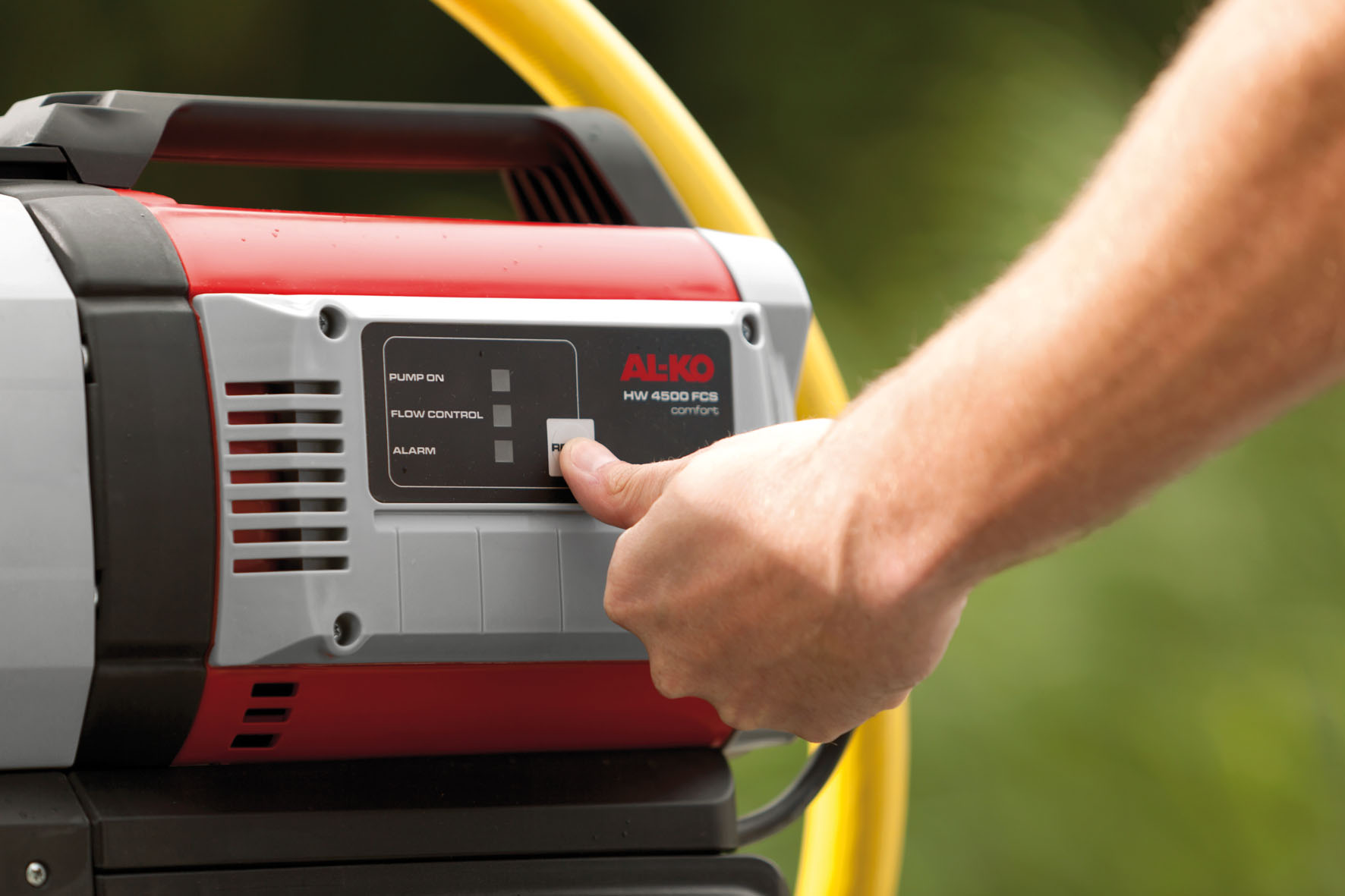 Насосная станция AL-KO Comfort HW 4000 FCS купить по цене 23&nbsp;990 ₽ в интернет магазине ТЕХСАД