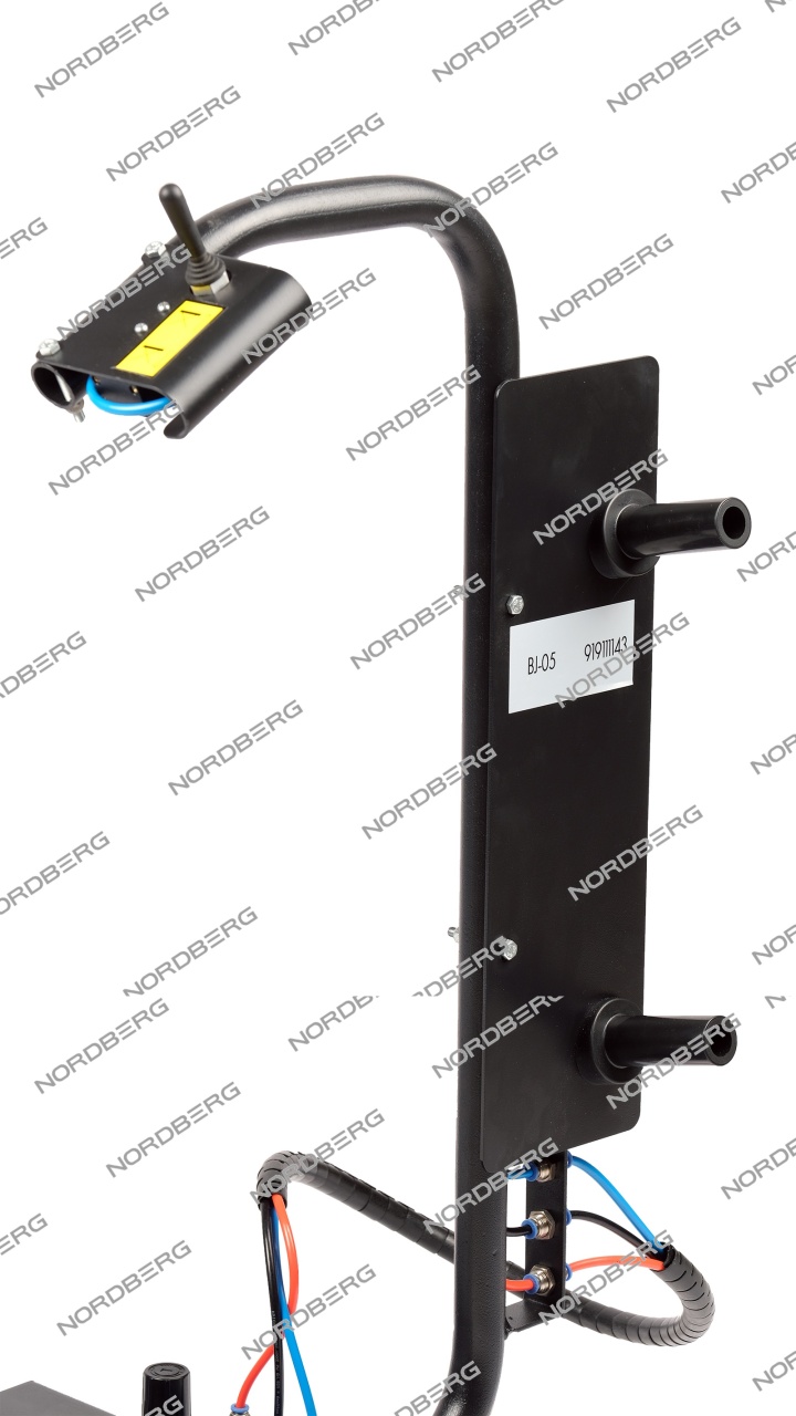 Подъемник для колес лекговых автомобилей NORDBERG BJ-05 купить по цене 76&nbsp;416 ₽ в интернет магазине ТЕХСАД