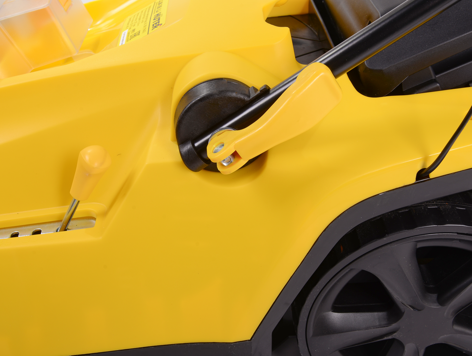 Газонокосилка аккумуляторная HUTER CLM-40 Li (с АКБ 4 А/ч и З.У.) купить по цене 27&nbsp;790 ₽ в интернет магазине ТЕХСАД