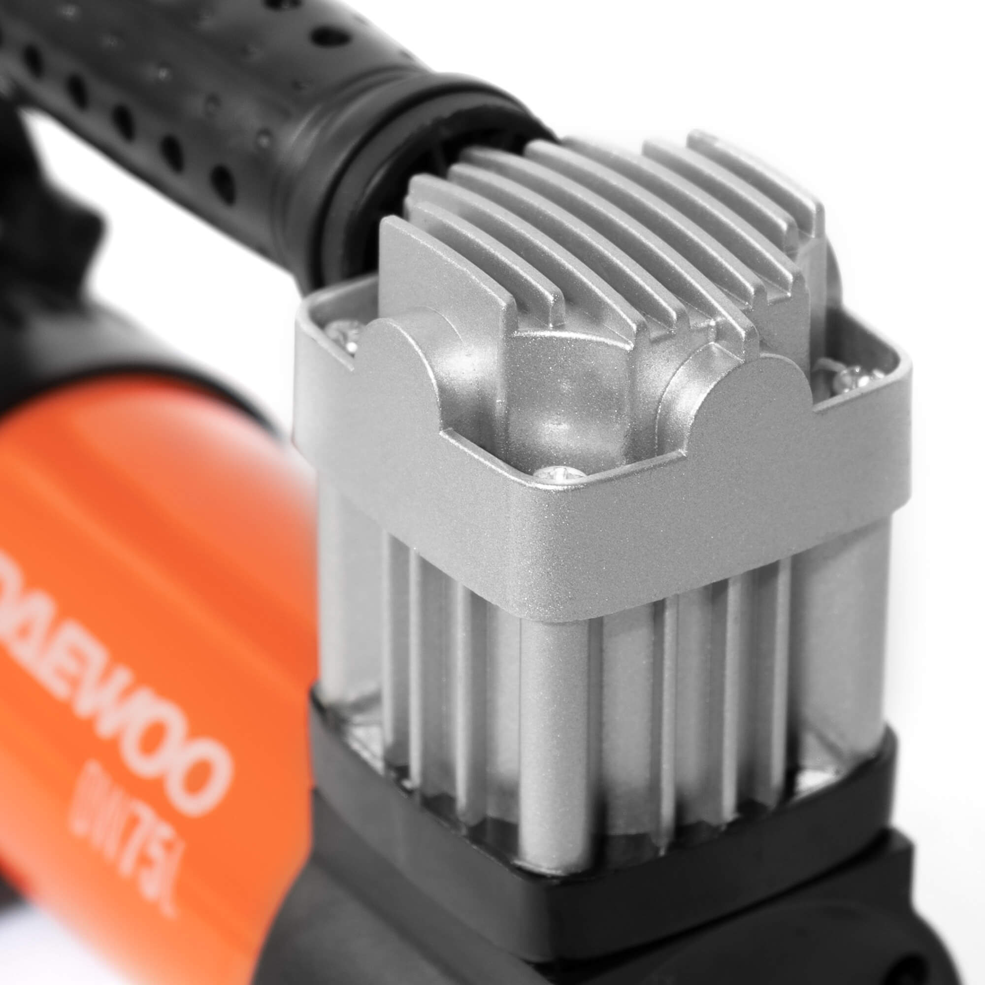 Автомобильный компрессор DAEWOO DW 75L купить по цене 6&nbsp;590 ₽ в интернет магазине ТЕХСАД