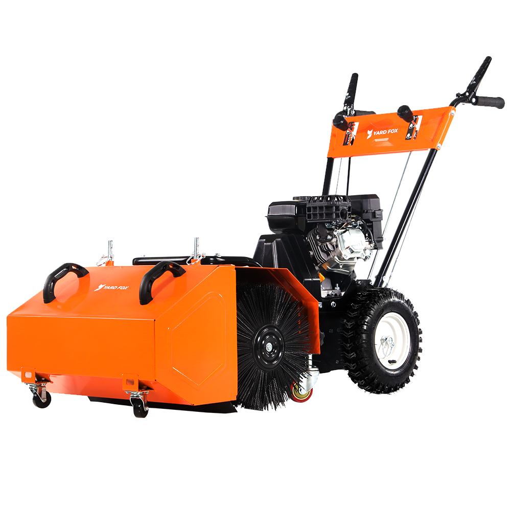 Бензиновая самоходная подметальная машина YARD FOX 600SL купить по цене 69&nbsp;990 ₽ в интернет магазине ТЕХСАД