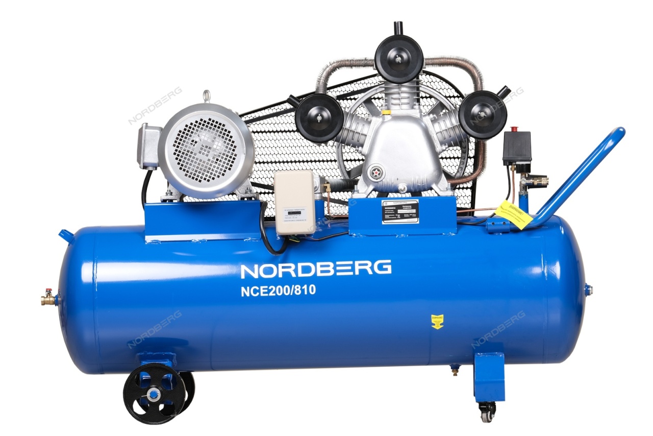 Компрессор поршневой, ременной NORDBERG NCE200/810 купить по цене 110&nbsp;794 ₽ в интернет магазине ТЕХСАД