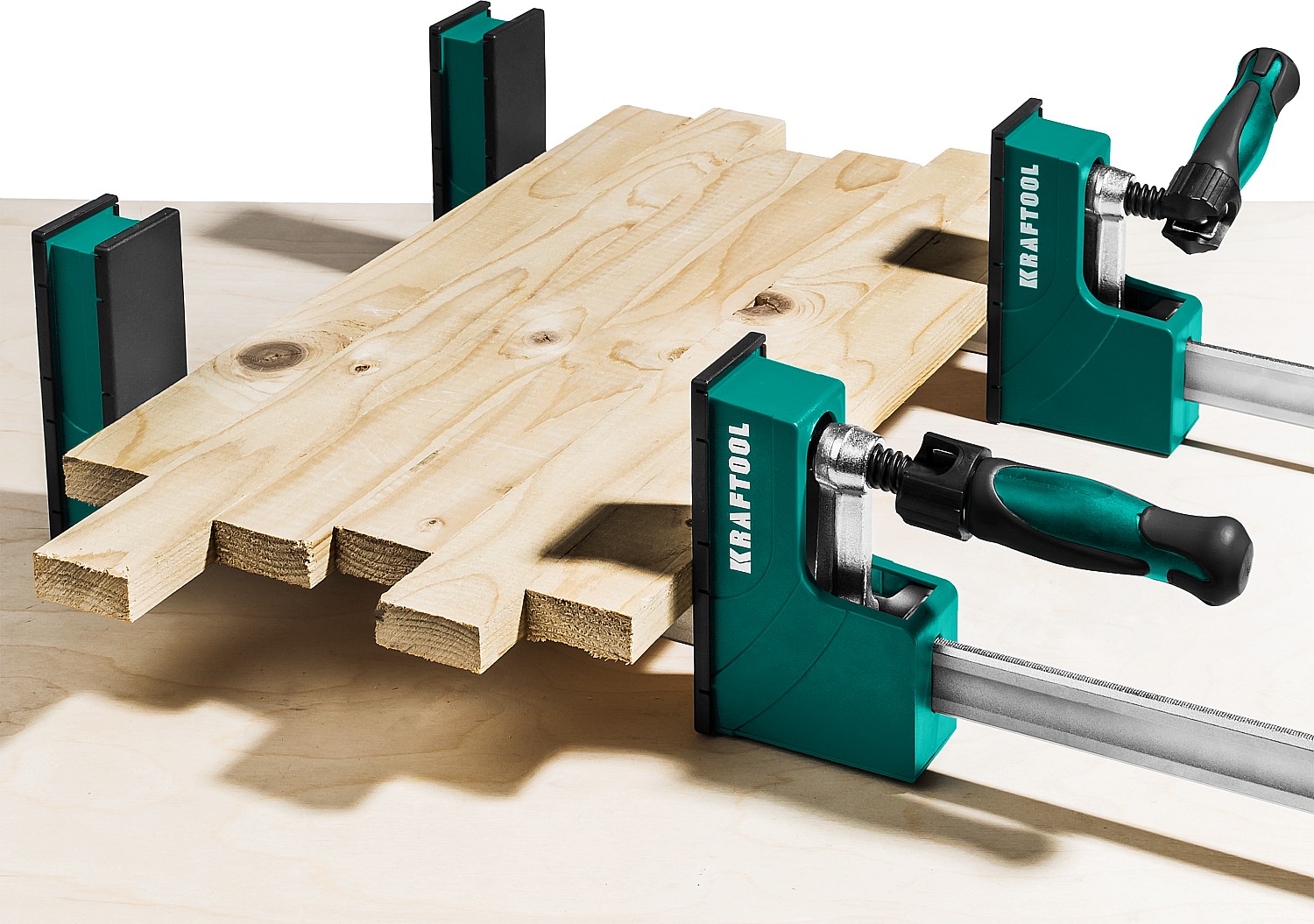 KRAFTOOL F 600х95 мм, струбцина корпусная EK-600/95 3224-6 купить по цене 7&nbsp;110 ₽ в интернет магазине ТЕХСАД