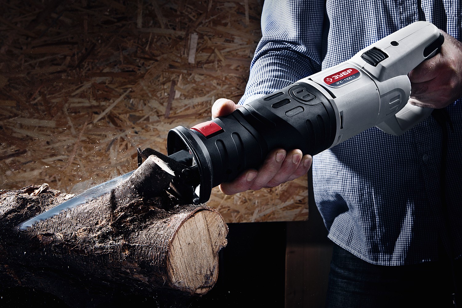 ЗУБР 850 Вт, 0-2800 ход/мин, пила сабельная (электроножовка) ЗПС-850 Э Мастер купить по цене 5&nbsp;840 ₽ в интернет магазине ТЕХСАД