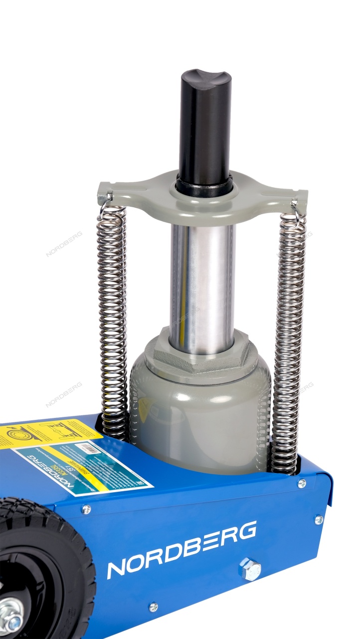 Домкрат подкатной 35 т, пневмогидравлический NORDBERG N3335L купить по цене 40&nbsp;999 ₽ в интернет магазине ТЕХСАД
