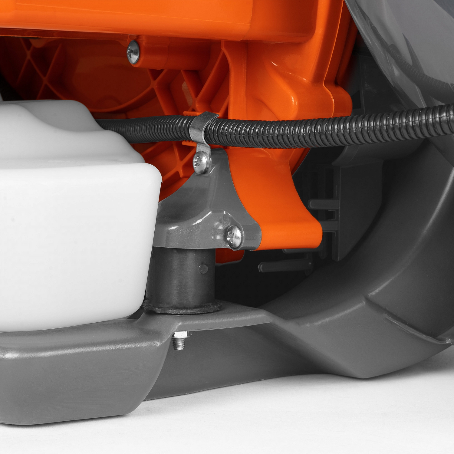 Воздуходувка ранцевая бензиновая DAEWOO DABL 760 купить по цене 25&nbsp;990 ₽ в интернет магазине ТЕХСАД