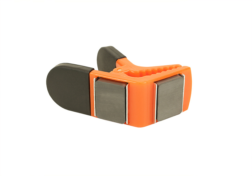 Держатель кистей магнитный с открывалкой банок Sturm! Sturm! 7068PBH купить по цене 190 ₽ в интернет магазине ТЕХСАД