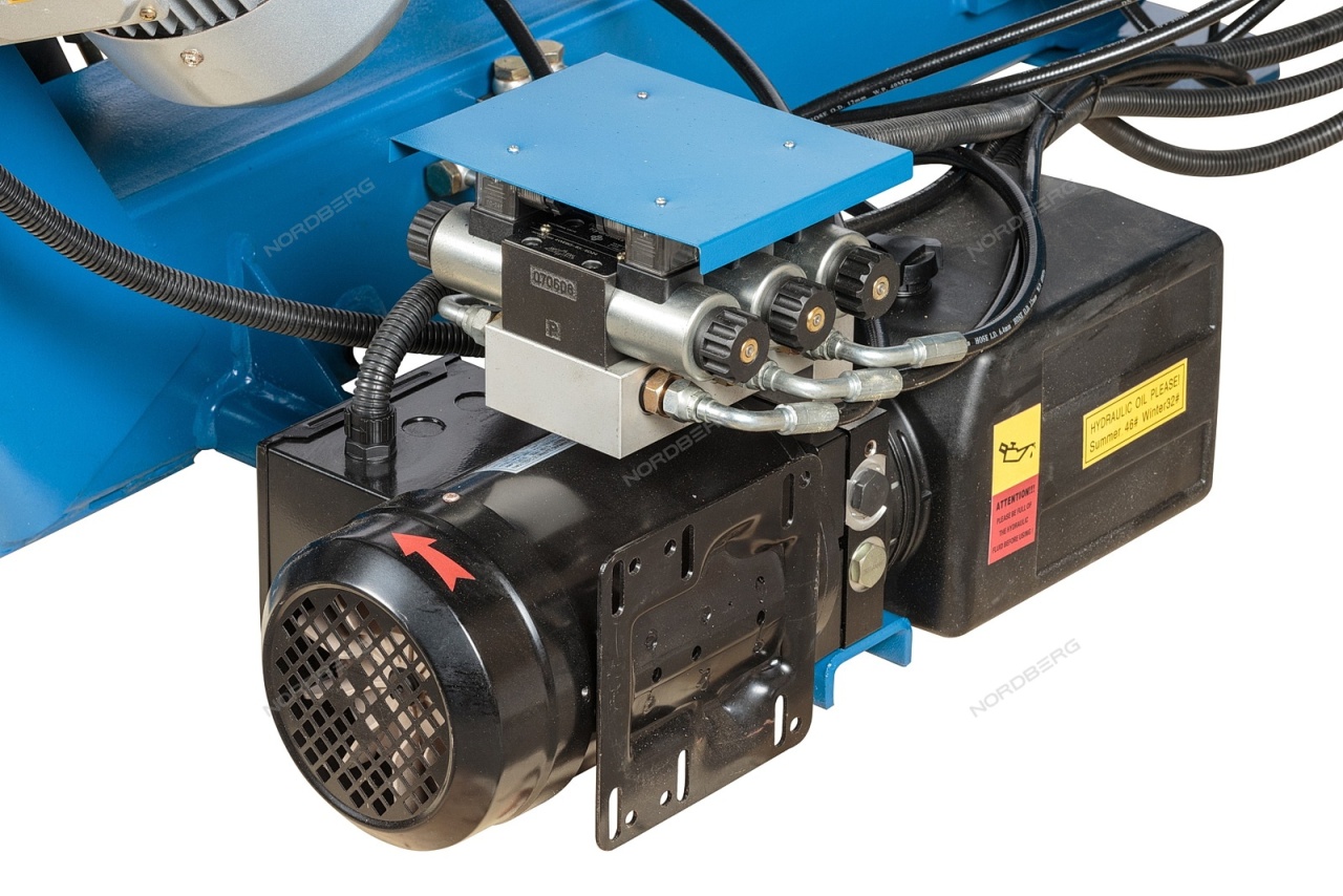 Станок шиномонтажный 380 В, для грузовых машин NORDBERG 46TRKE купить по цене 399&nbsp;854 ₽ в интернет магазине ТЕХСАД