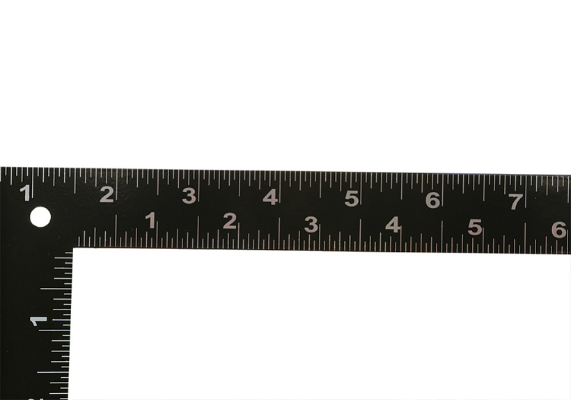 Угольник Sturm! 2020-03-300 купить по цене 240 ₽ в интернет магазине ТЕХСАД