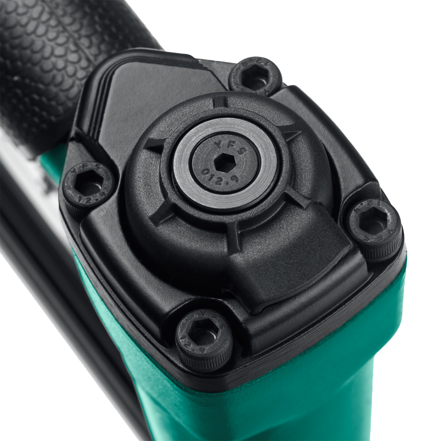 KRAFTOOL 19-40 мм, 15-50 мм, тип скоб/гвоздей 55/300, нейлер-степлер пневматический 2-в-1 31962 купить по цене 12&nbsp;810 ₽ в интернет магазине ТЕХСАД