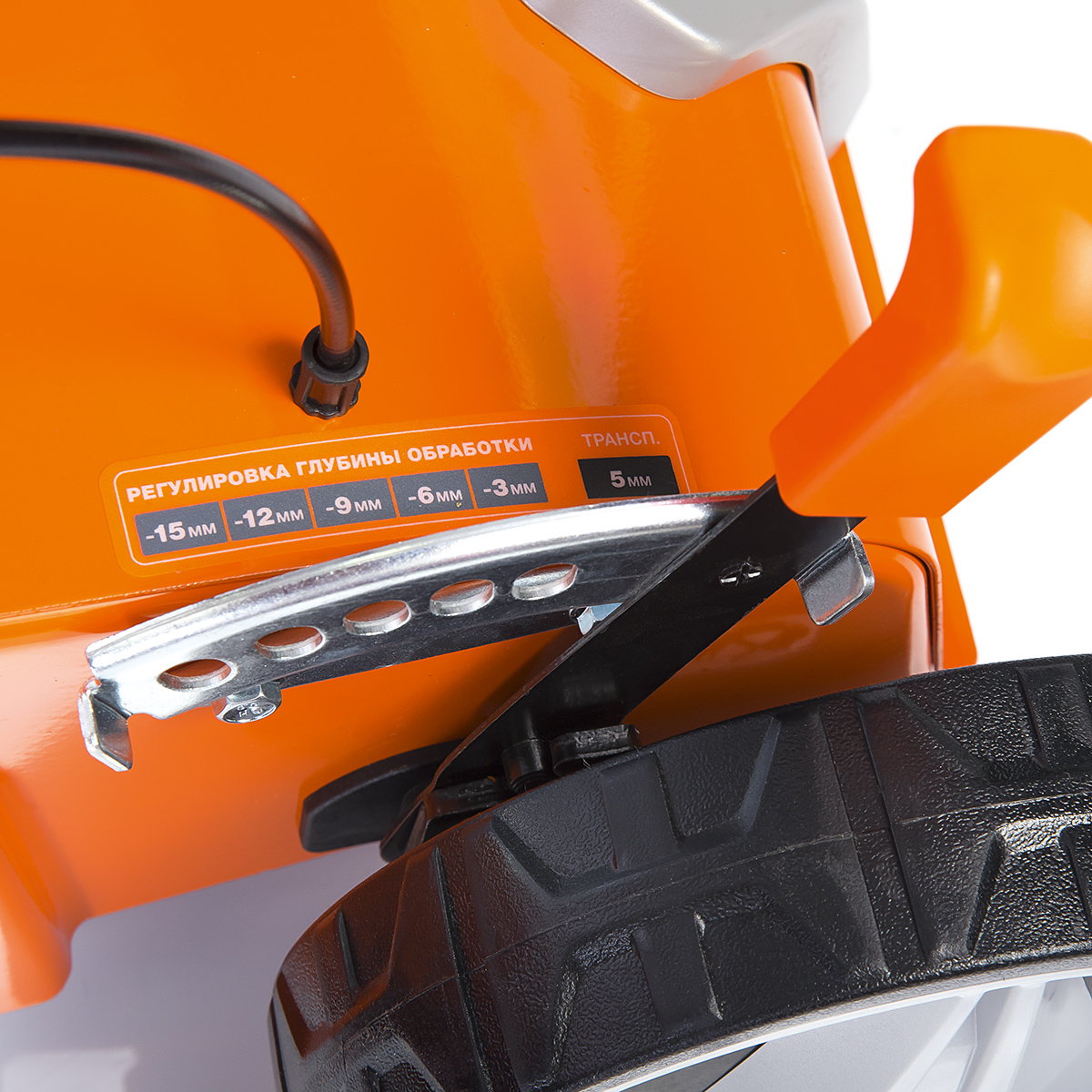 Скарификатор бензиновый DAEWOO DSC 4000 купить по цене 54&nbsp;990 ₽ в интернет магазине ТЕХСАД