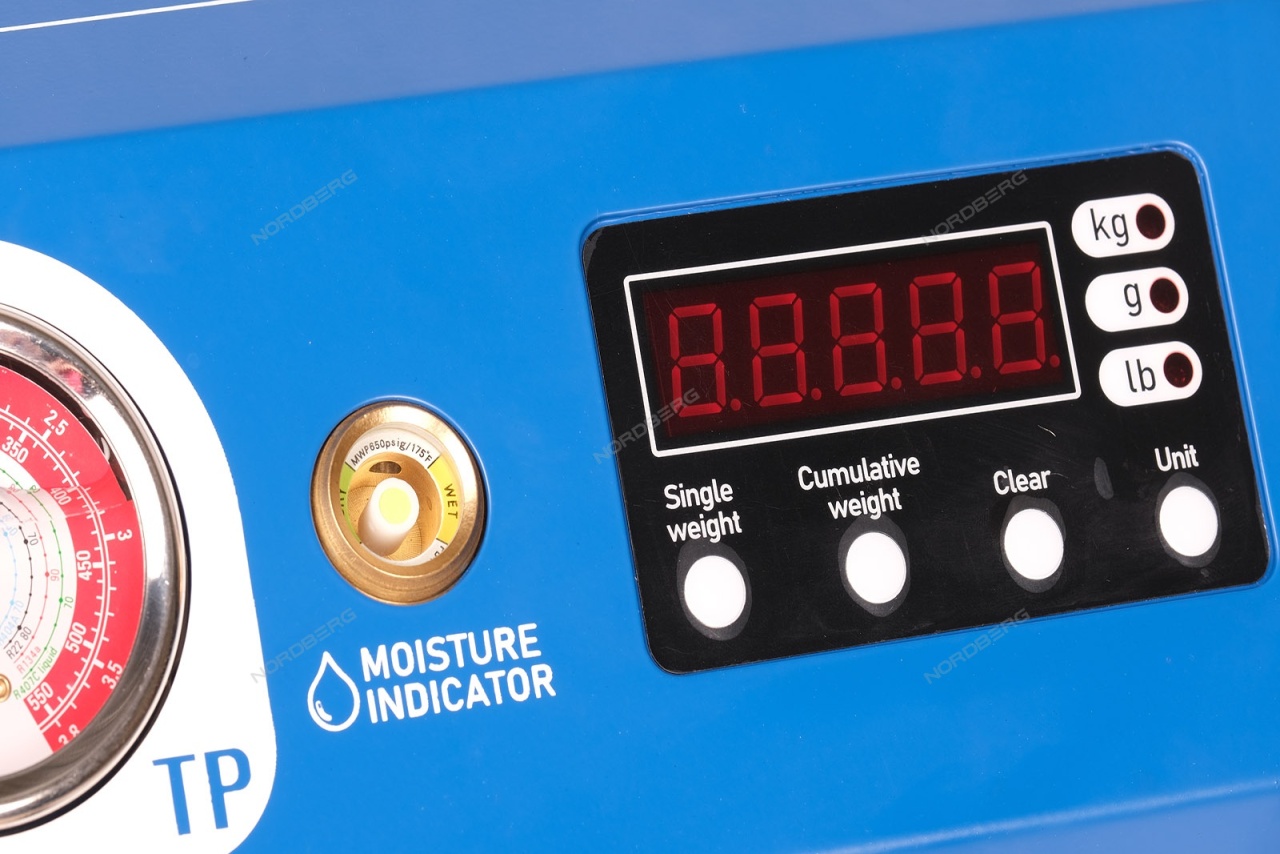 Установка полуавтоматическая для заправки автомобильных кондиционеров NORDBERG NF10E купить по цене 132&nbsp;104 ₽ в интернет магазине ТЕХСАД