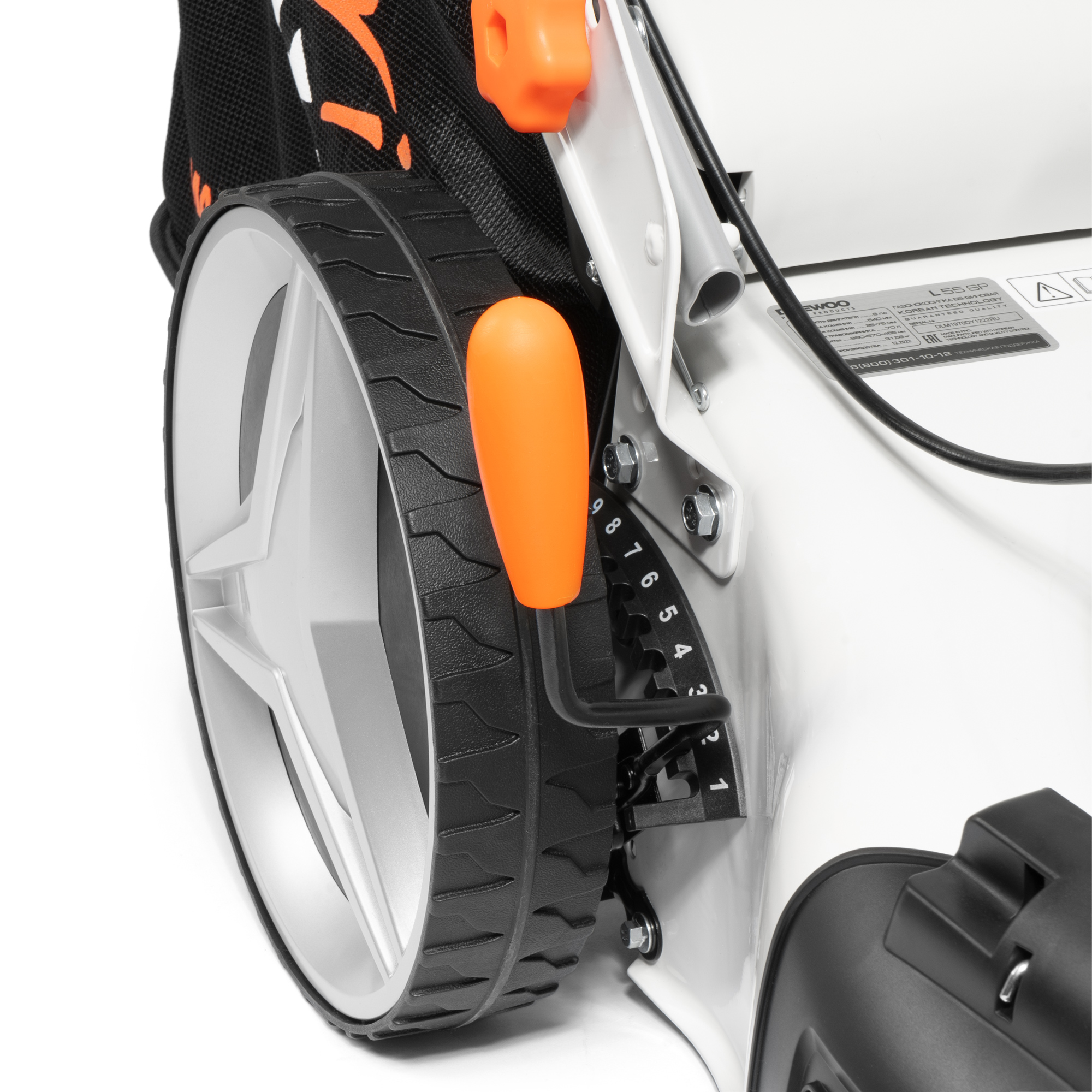 Газонокосилка бензиновая DAEWOO L 50SP купить по цене 34&nbsp;990 ₽ в интернет магазине ТЕХСАД