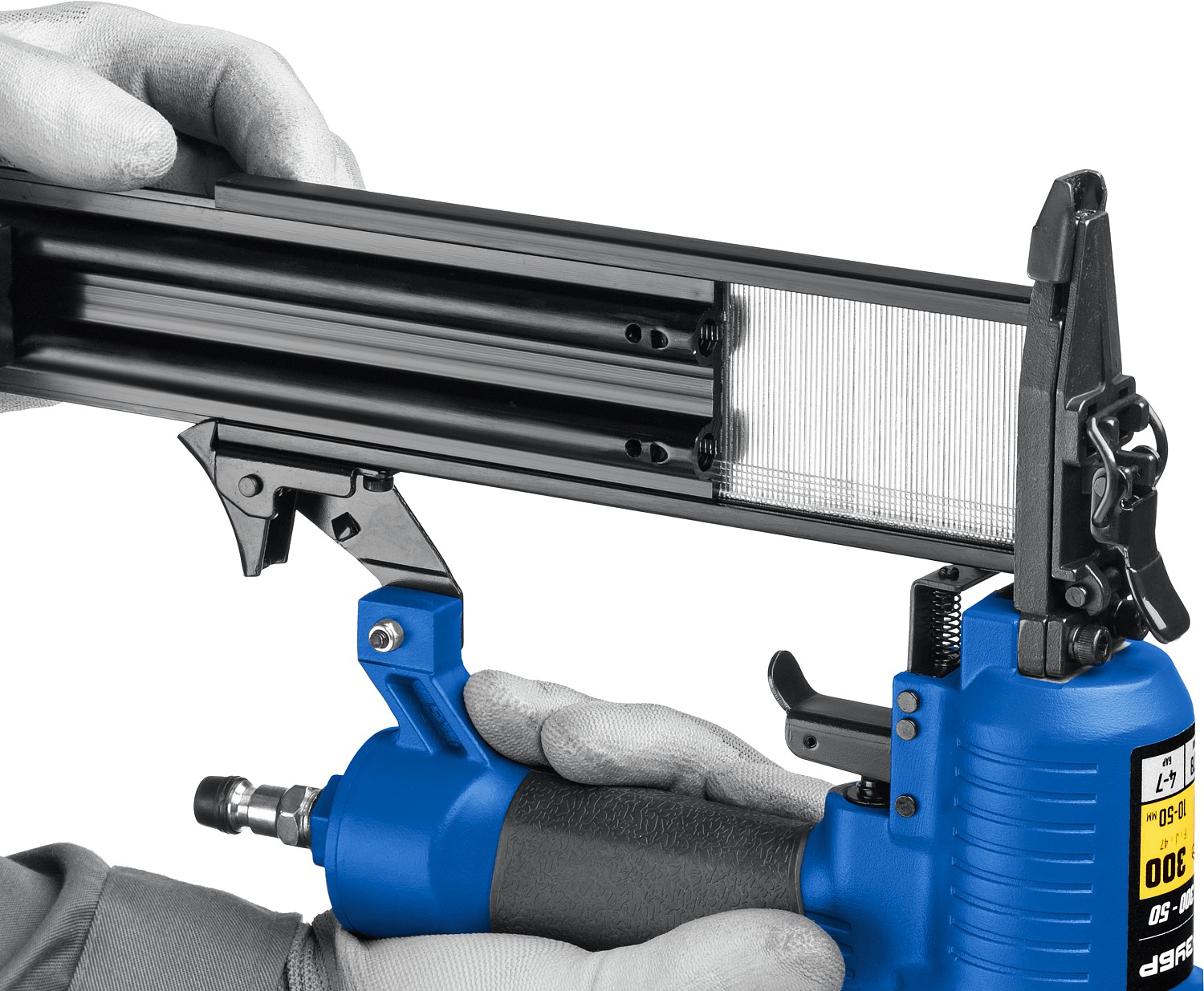 ЗУБР тип 300 (10-50 мм), нейлер (гвоздезабиватель) пневматический для гвоздей Т300-50 31933 купить по цене 4&nbsp;710 ₽ в интернет магазине ТЕХСАД