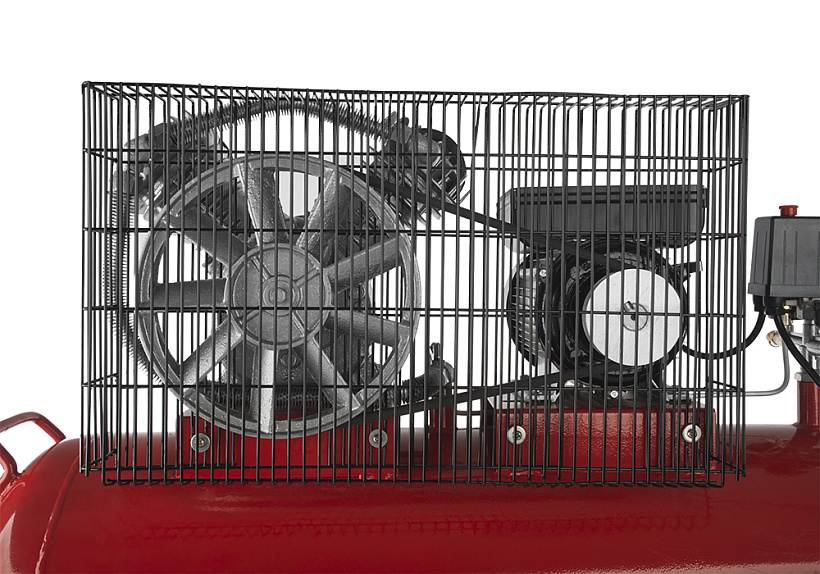 Компрессор масляный Sturm! AC931031 купить по цене 36&nbsp;750 ₽ в интернет магазине ТЕХСАД