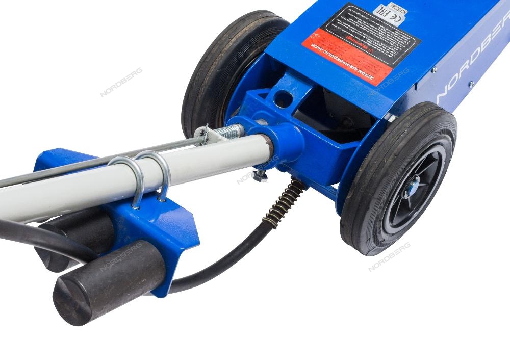 Домкрат подкатной 22 т, пневмогидравлический NORDBERG N3322L купить по цене 30&nbsp;584 ₽ в интернет магазине ТЕХСАД